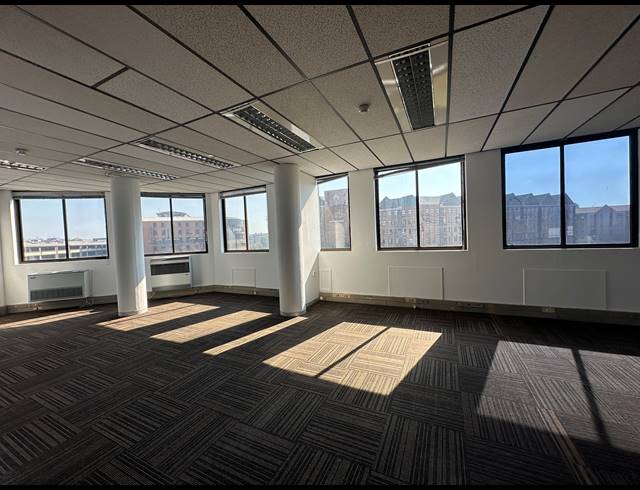 142M² OFFICE TO LET IN CENTURION CENTRAL